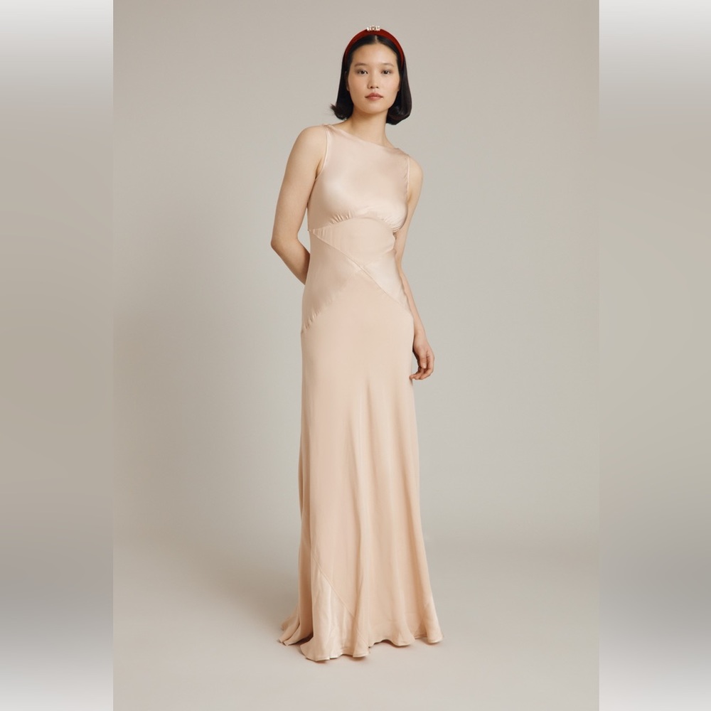 Oyster Taylor Dress | Ghost London